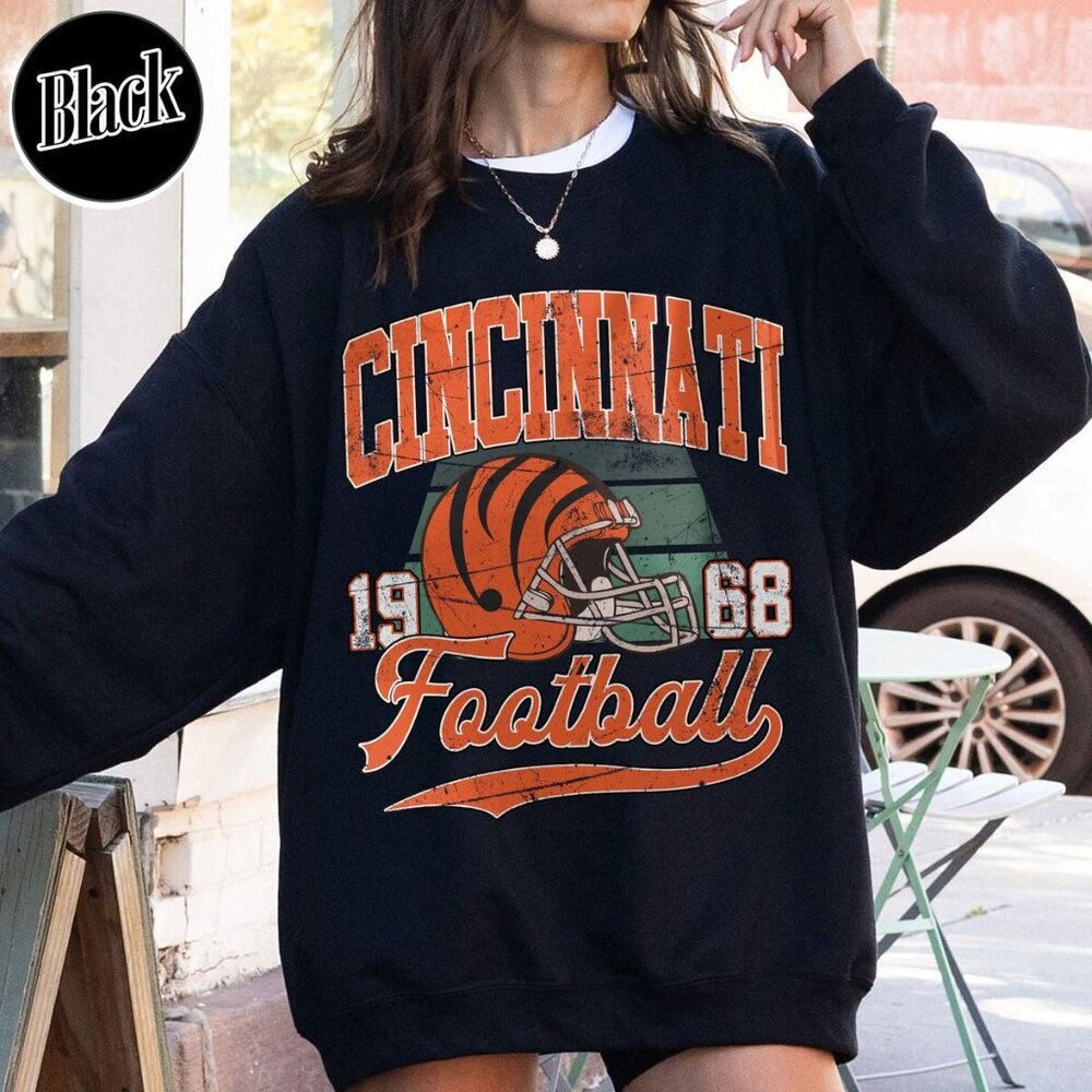 Cincinnati Football Vintage Style Crewneck Sweatshirt 17